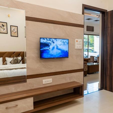 Green Galaxy Villa อัมริตสา ภายนอก รูปภาพ